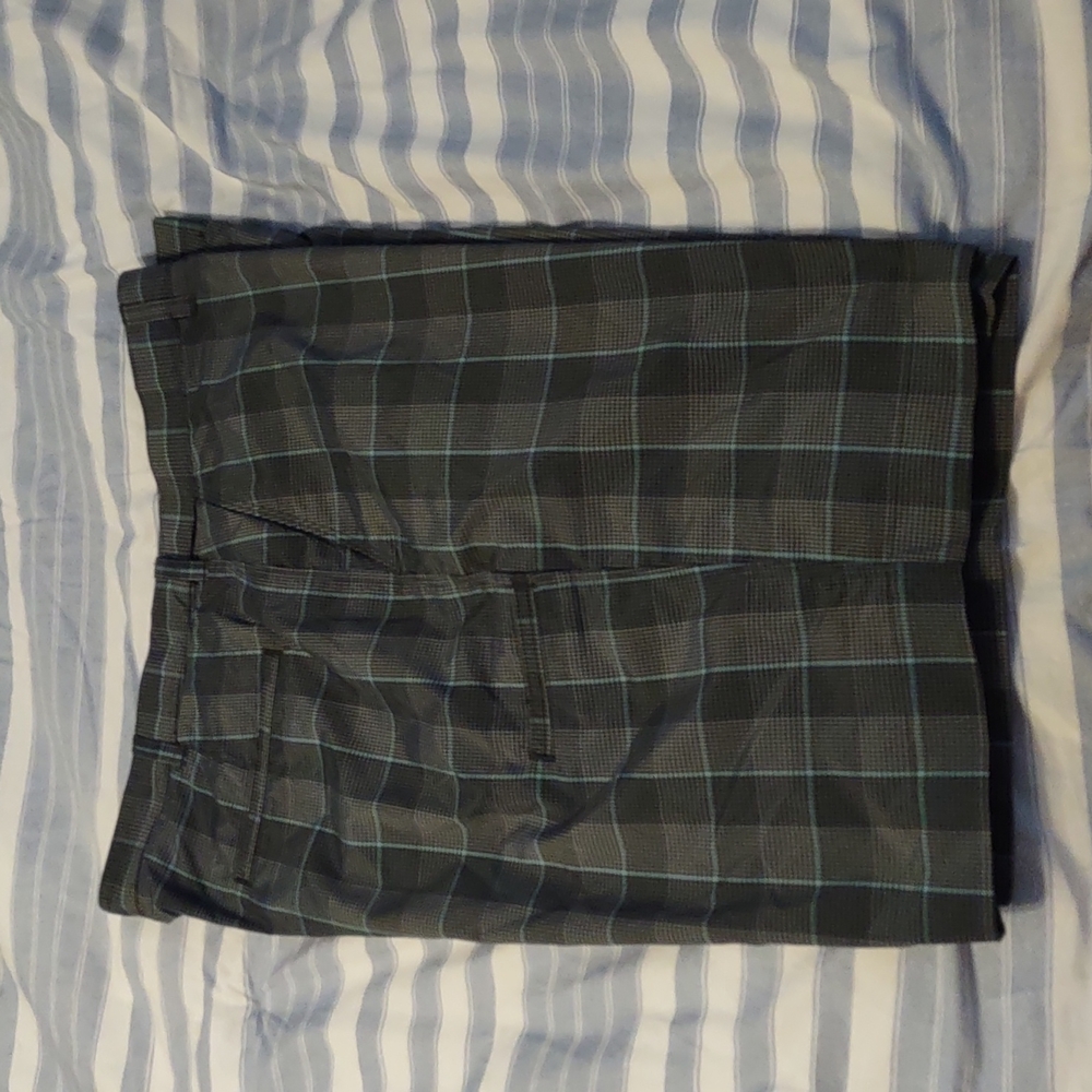 Men's golf shorts